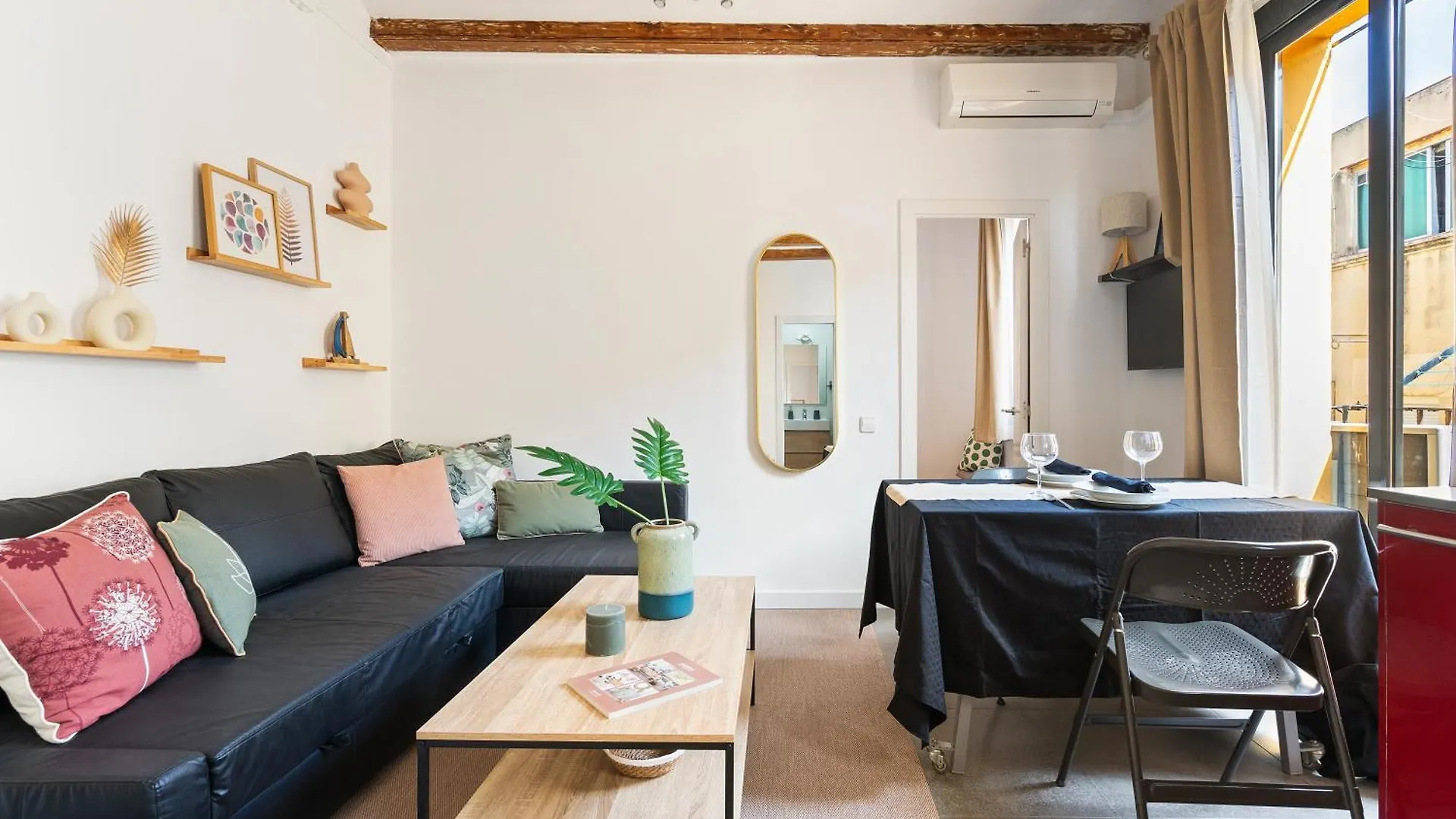 Lodging Apartments Almirall Beach 51 Barcelona Španělsko